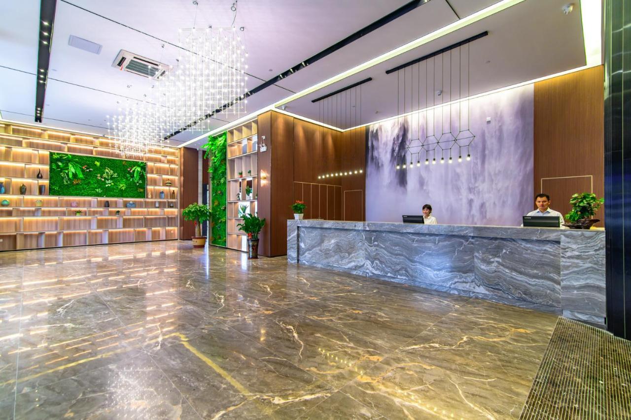 Ramada Encore By Wyndham Guangzhou Panyu Экстерьер фото